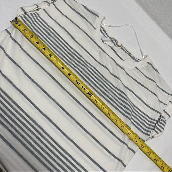 Ellison | white striped tunic top size S - Picture 5 of 9